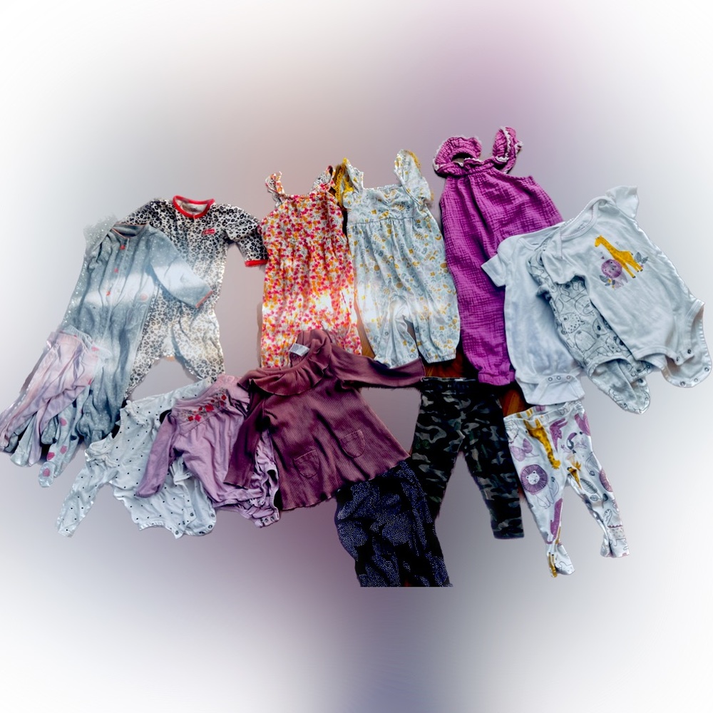 16 piece bundle of baby girl clothes! Size 6-9 mo carters